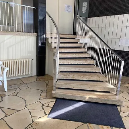 Apartman Andreas-dirks-strasse 3 *